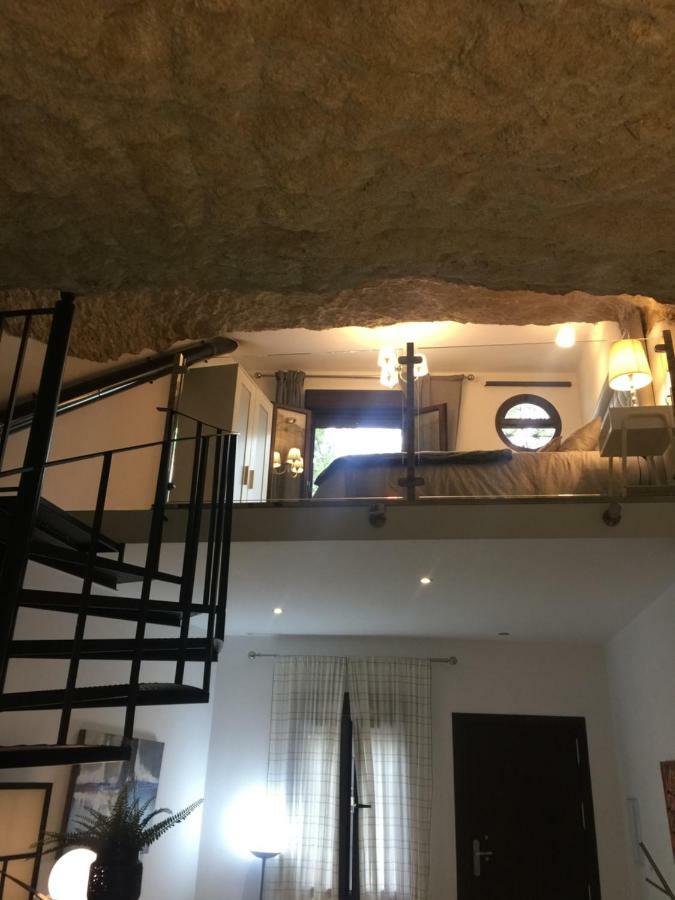 Casa Cueva Un Rincón en la Roca Setenil De Las Bodegas Exterior foto